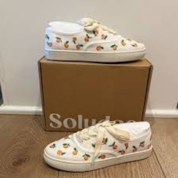 NIB- SOLUDOS Woven Lace-Up Ivory Marin Embroidered Sneaker New - Picture 1 of 5